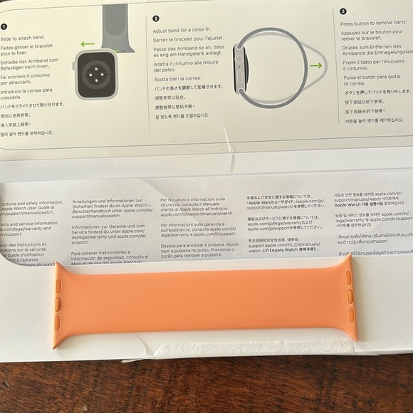 Apple Watch Solo Loop - Picture 2 of 3